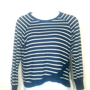 Active Life Navy Blue White Striped Long Sleeve Top Large Crew Neck Sharkbite